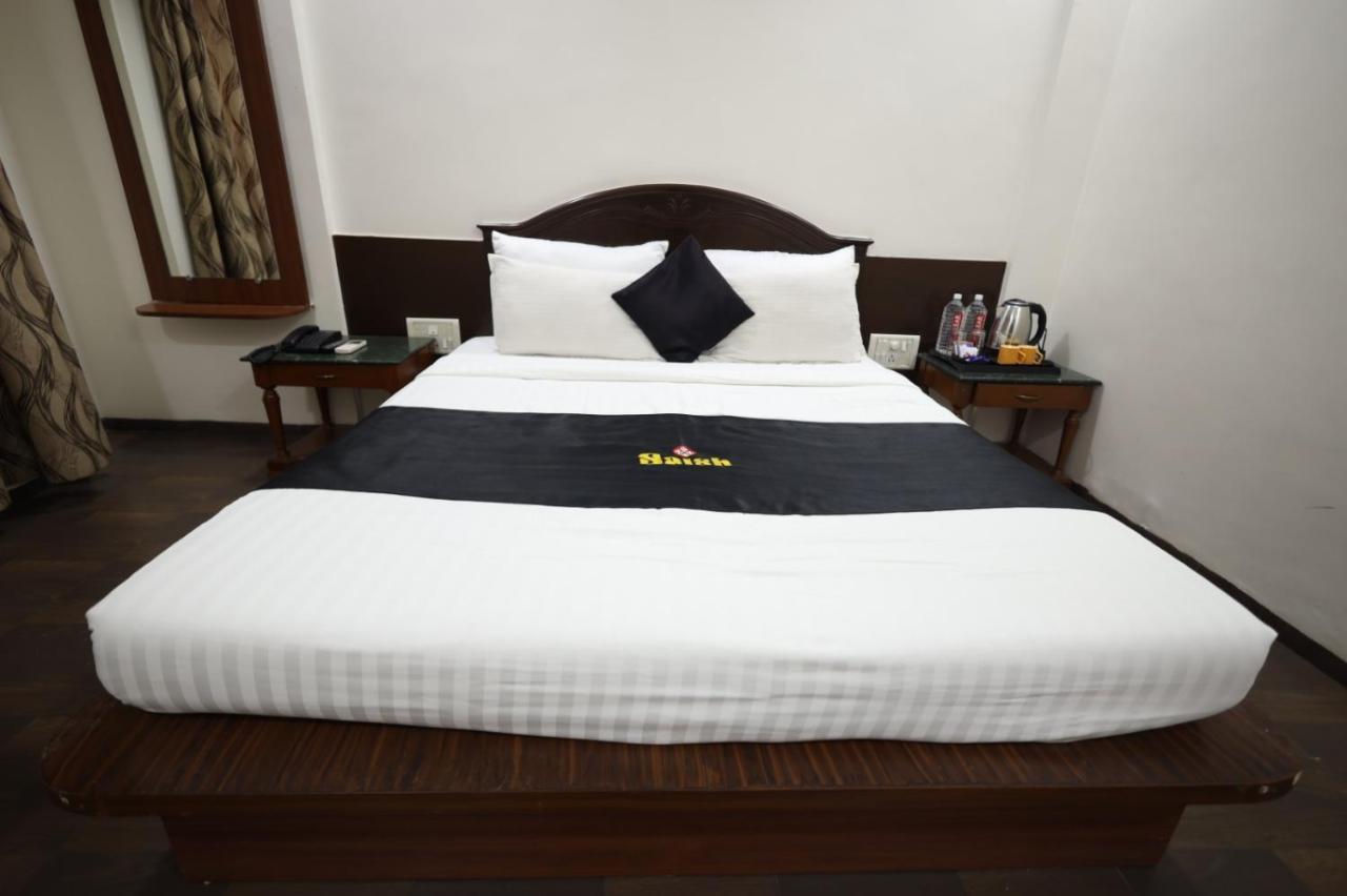 Saish Hotel Shirdi Eksteriør bilde