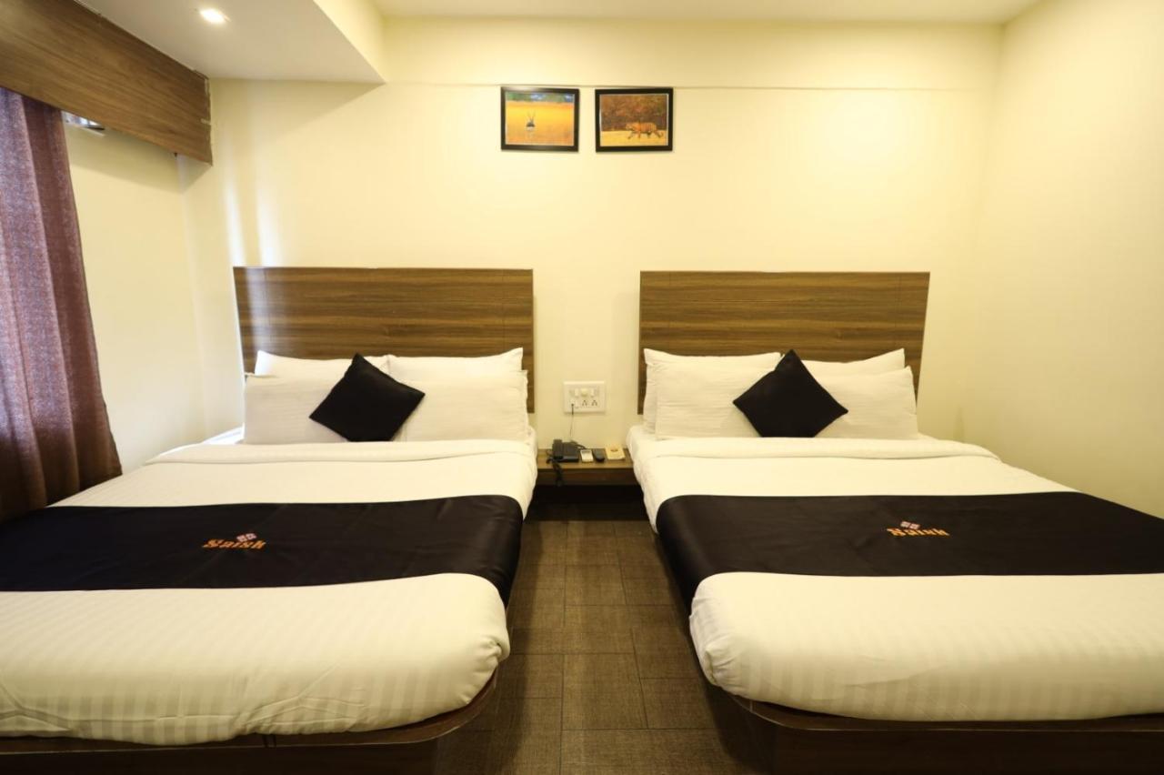 Saish Hotel Shirdi Eksteriør bilde