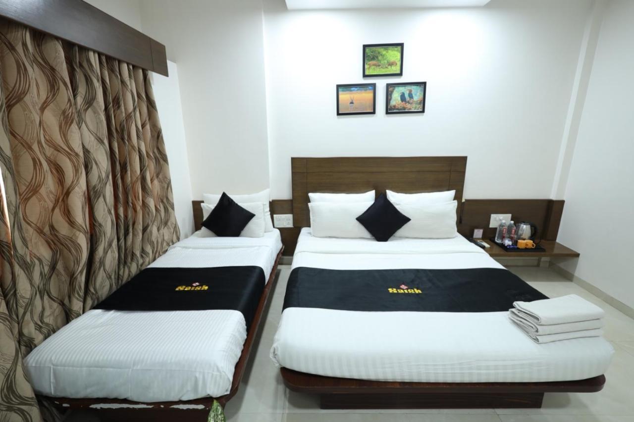Saish Hotel Shirdi Eksteriør bilde