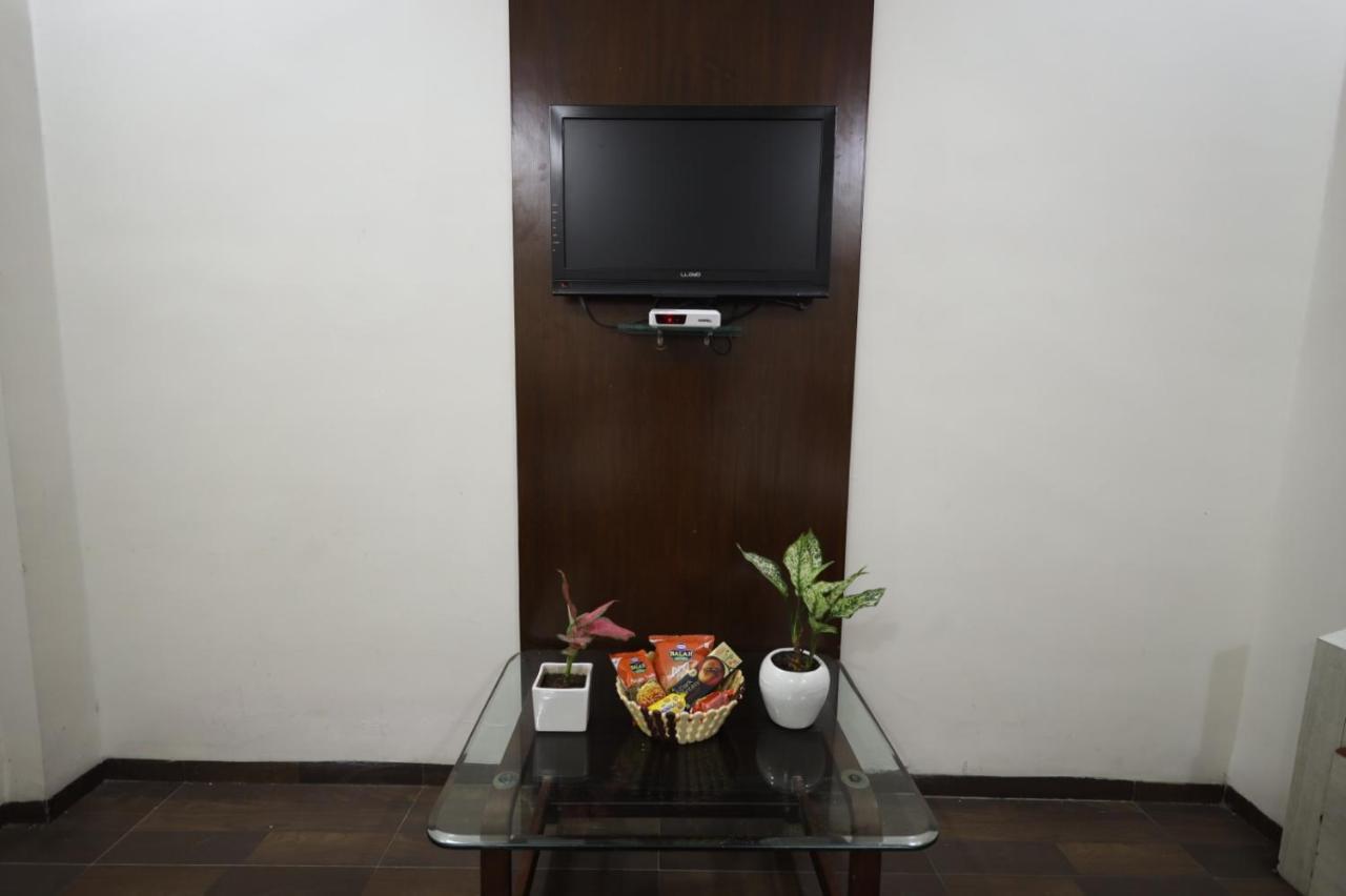 Saish Hotel Shirdi Eksteriør bilde