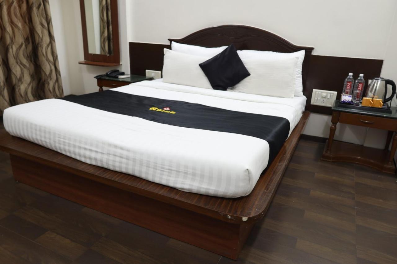 Saish Hotel Shirdi Eksteriør bilde