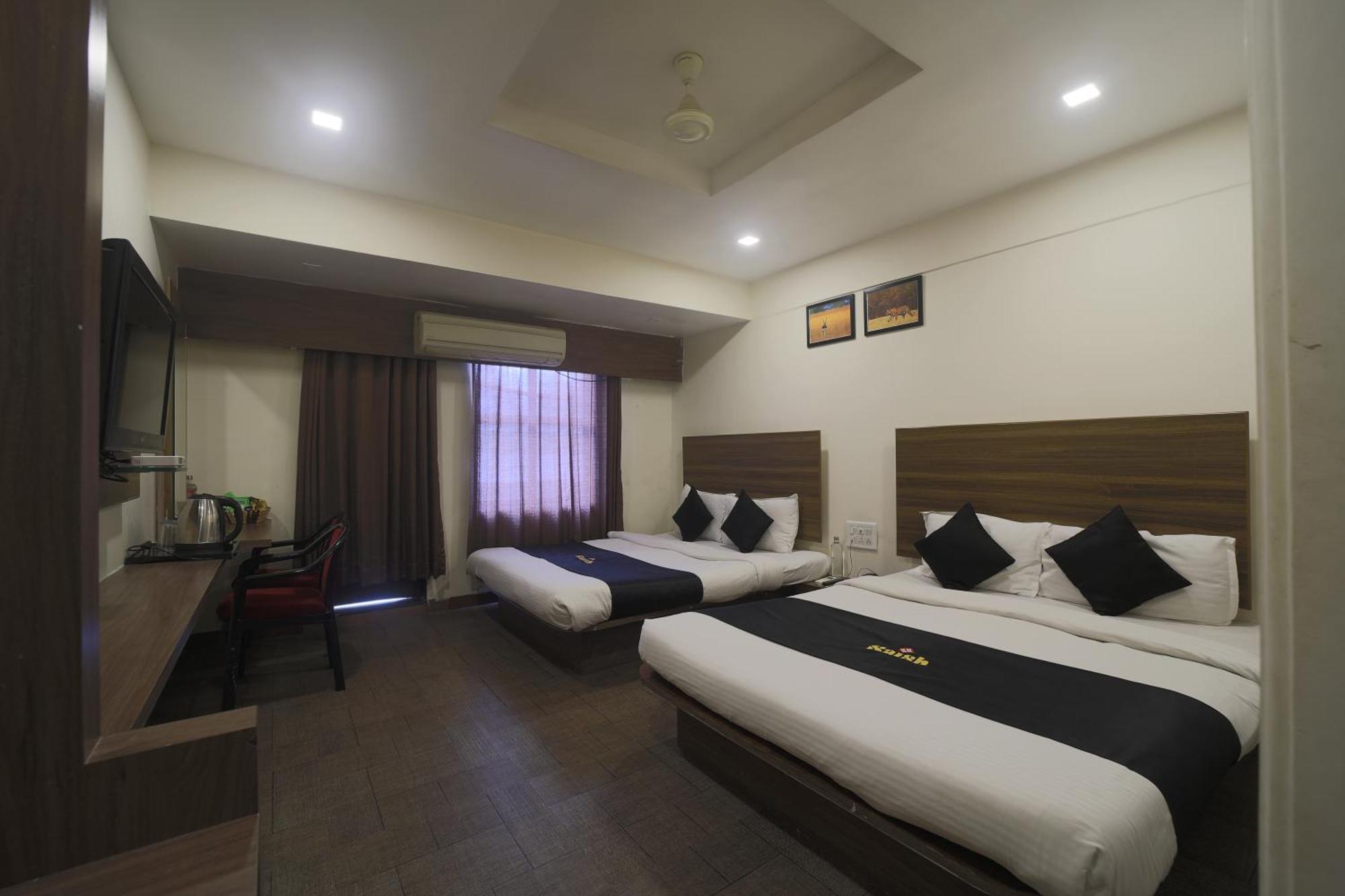 Saish Hotel Shirdi Eksteriør bilde