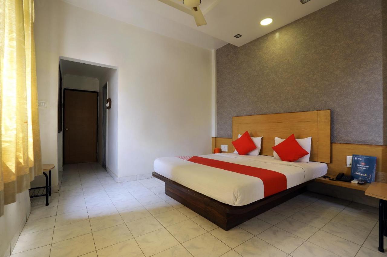 Saish Hotel Shirdi Eksteriør bilde