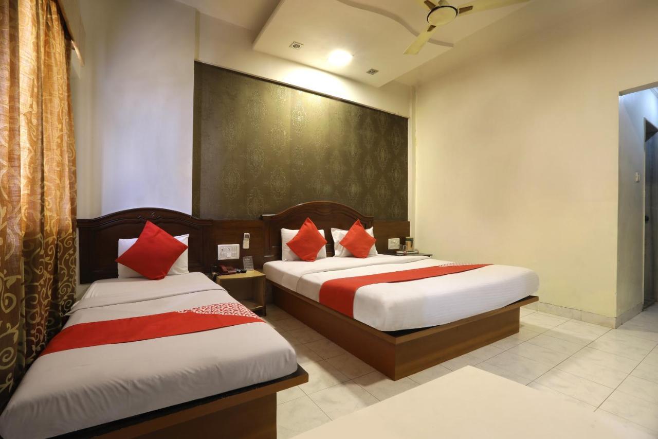 Saish Hotel Shirdi Eksteriør bilde